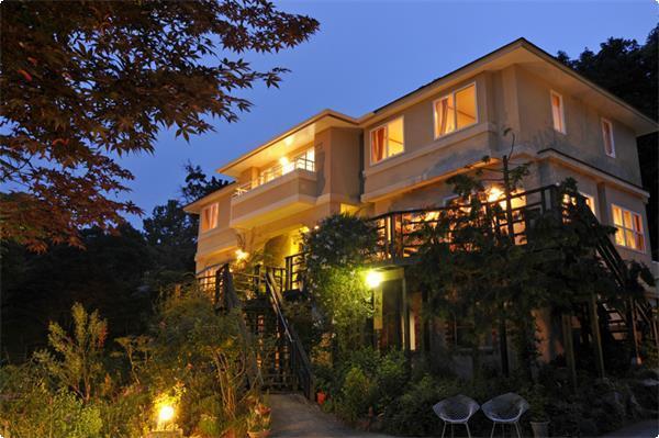 Chiisana Hotel Hanaikada Ито Екстериор снимка