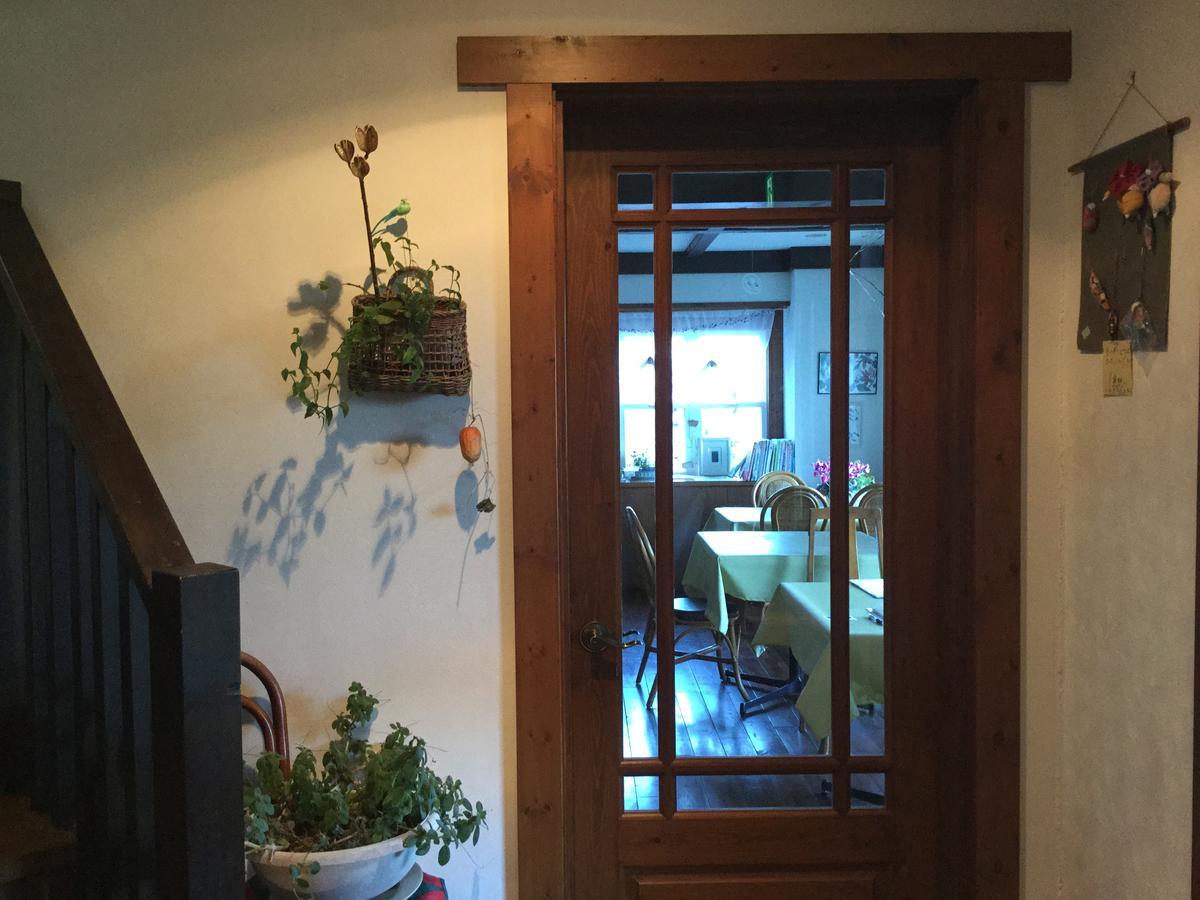 Chiisana Hotel Hanaikada Ито Екстериор снимка