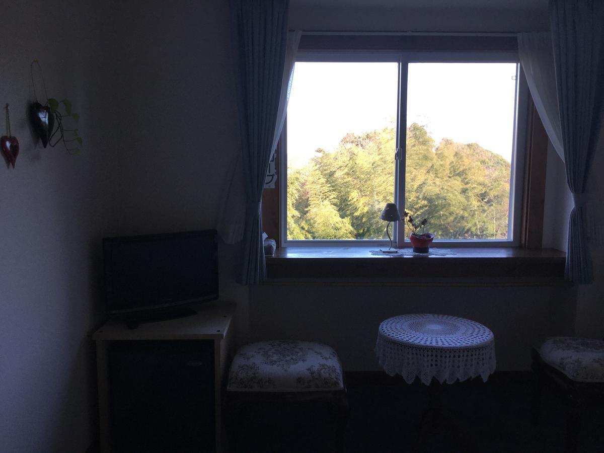 Chiisana Hotel Hanaikada Ито Екстериор снимка