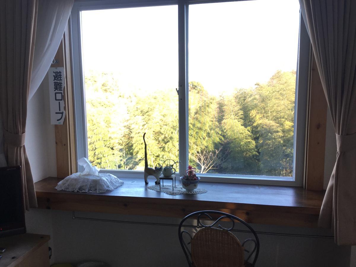 Chiisana Hotel Hanaikada Ито Екстериор снимка